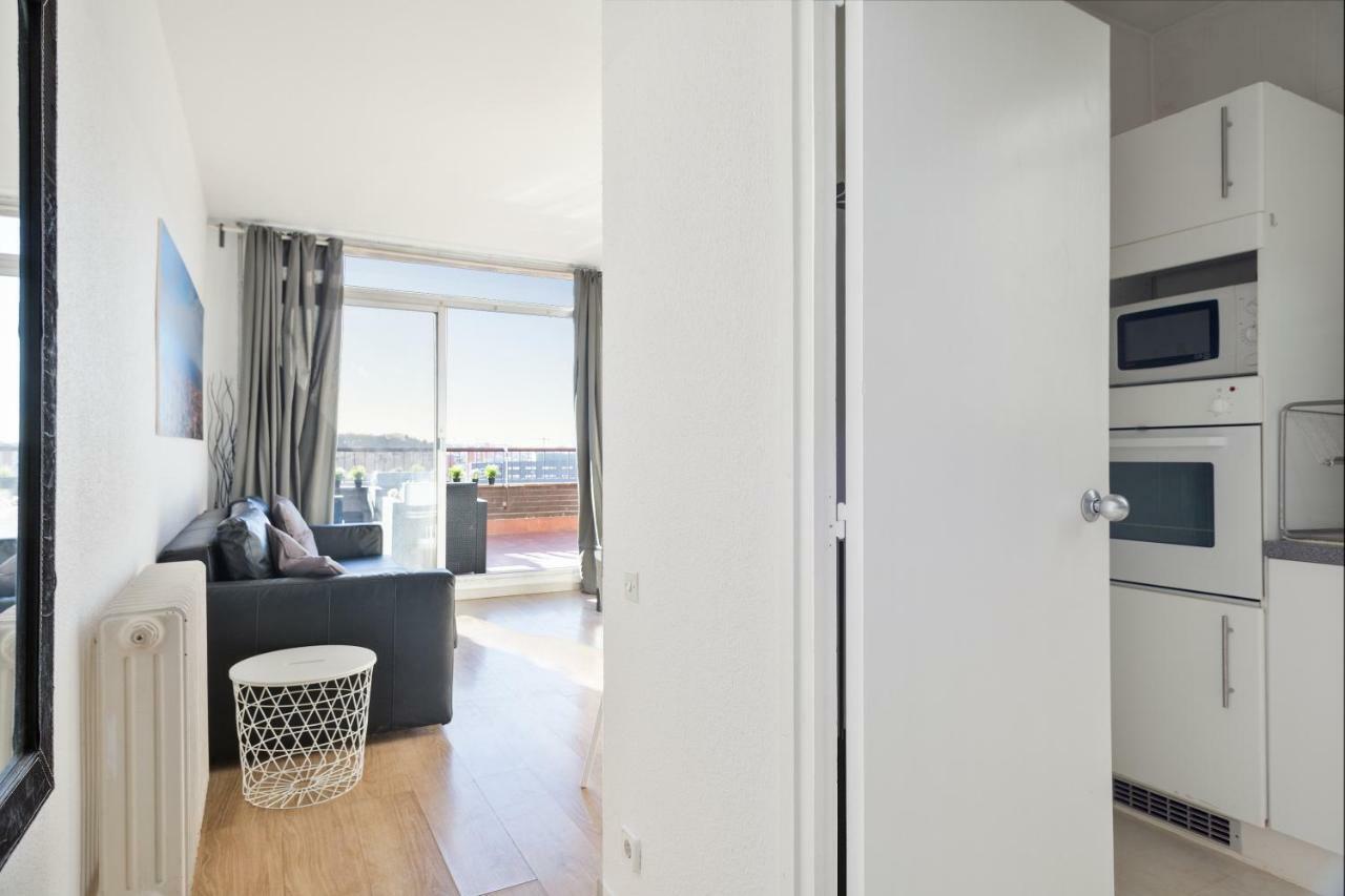 Sants Station Penthouse Apartment บาร์เซโลนา ภายนอก รูปภาพ